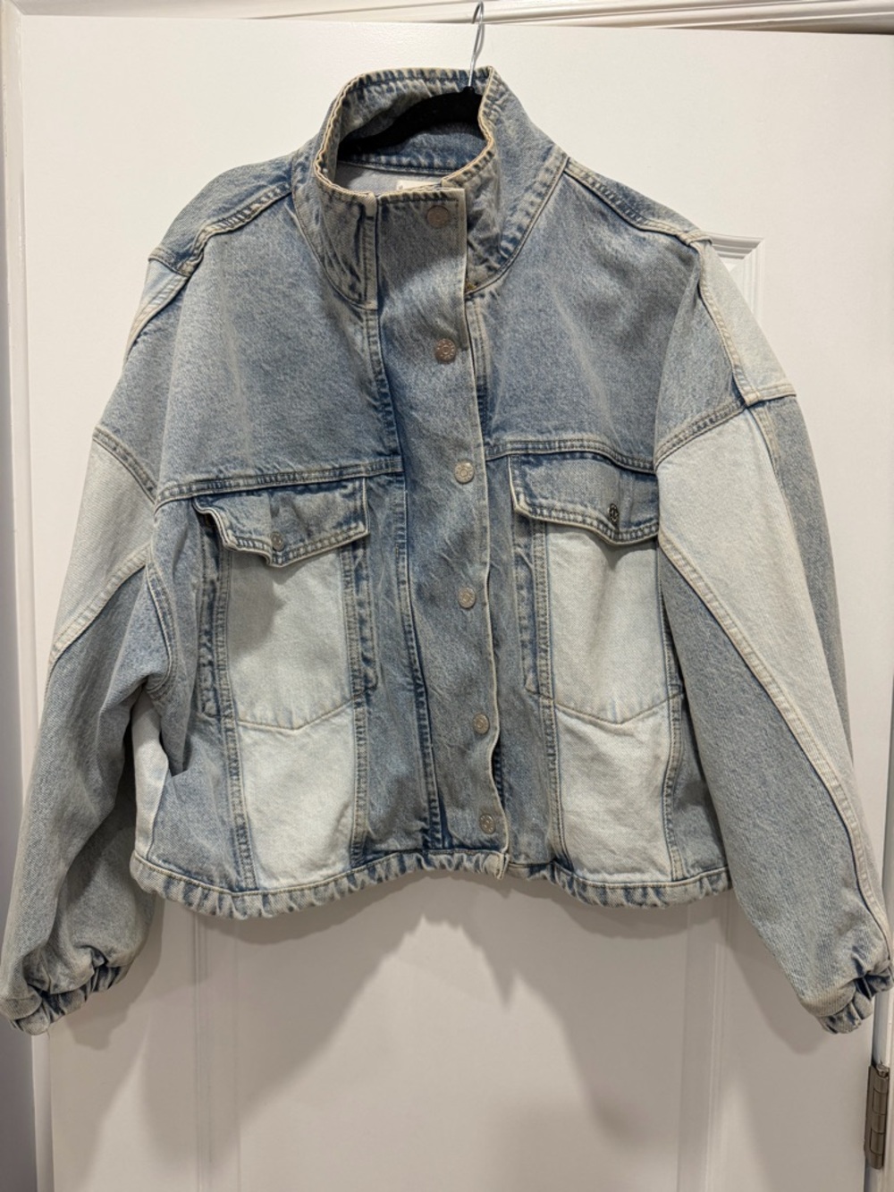 Mango Two-Tone Light Blue Cropped Denim Jacket with High Neck Collar